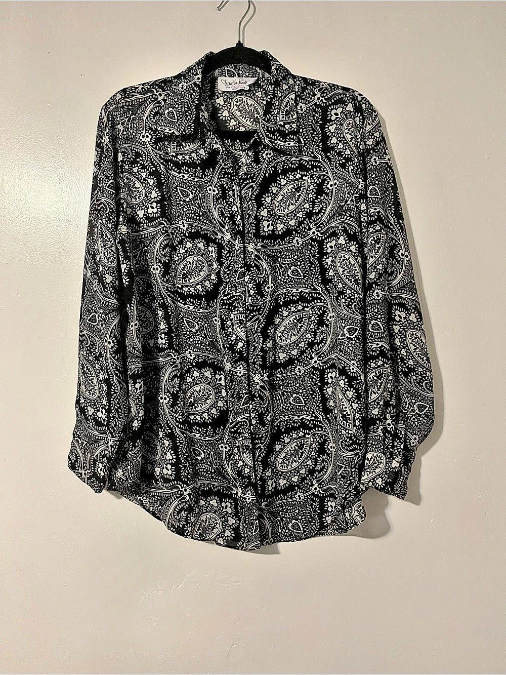 Diane Von Furstenberg VTG Paisley Button Down in Black & White Size Small